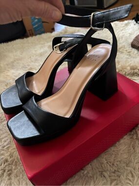 Kardashian Kollection Black Block Heel Ankle-Strap Sandals